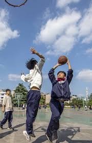 涛涛车业：电动高尔夫球车可在美国大多数州合法转换为低速车辆在限速≤35英里／小时的公共道路上行驶 ｜快报